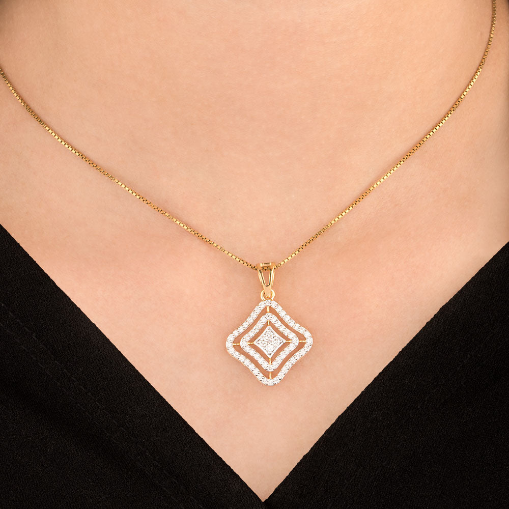 18K Yellow Gold Diamond Pendant - 0.638ct VS-SI-HI