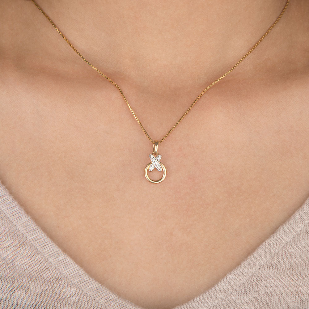 14K Yellow Gold Diamond Pendant - 0.06ct SI-IJ