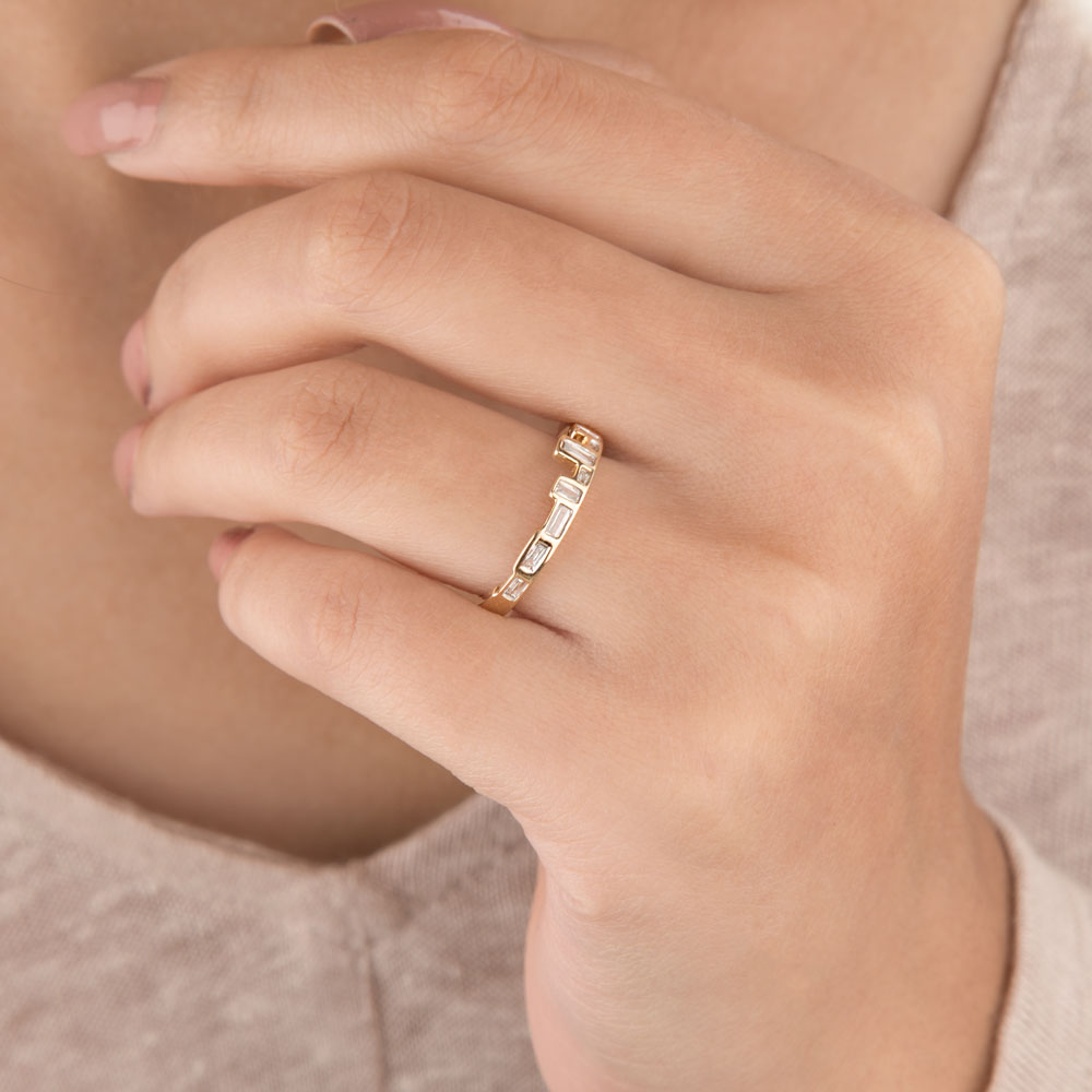 18K Yellow Gold Diamond Ring - 0.41ct VVS-VS-GH