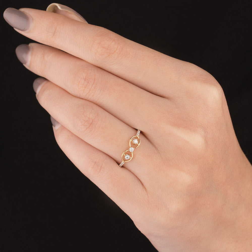 18K Yellow Gold Diamond Ring - 0.11ct VVS-VS-HI