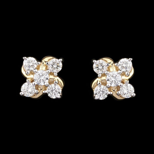 18K Yellow Gold Diamond Earrings - 0.33ct VVS-VS-IJ