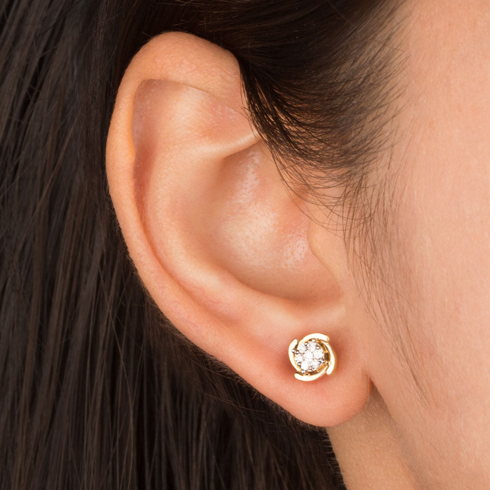 14K Yellow Gold Diamond Earrings - 0.2ct SI-IJ