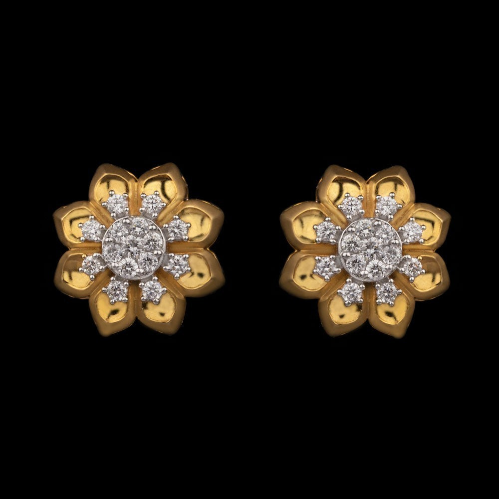 18K Yellow Gold Diamond Earrings - 0.36ct VS-GH
