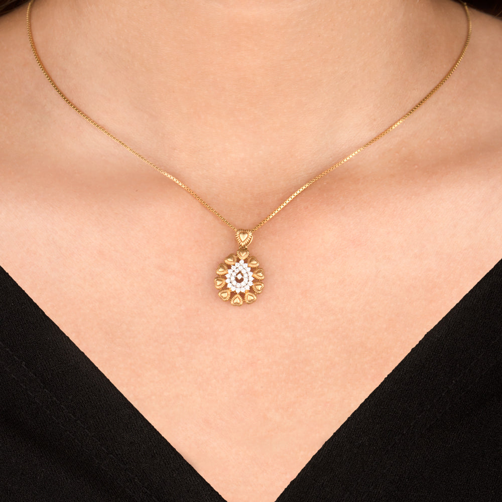 14K Yellow Gold Diamond Pendant - 0.19ct VS-GH