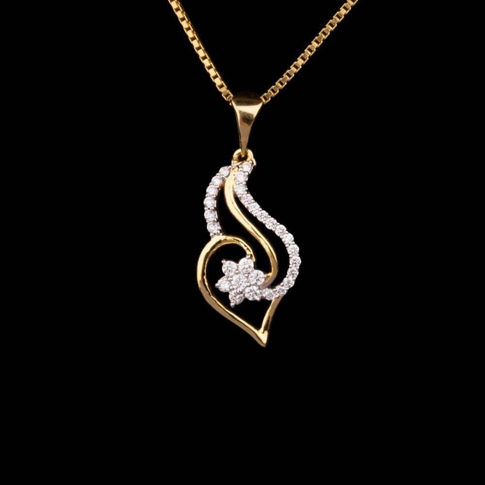 18K Yellow Gold Diamond Pendant - 0.18ct VVS-FG