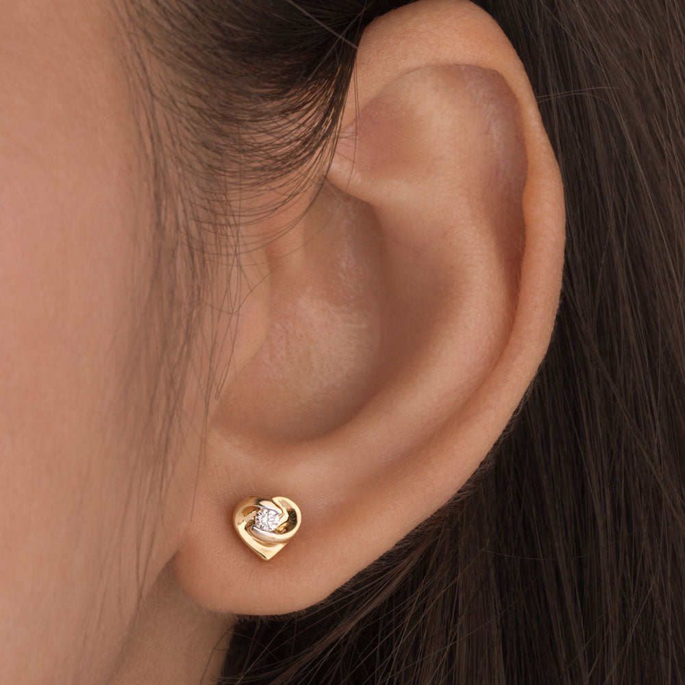14K Yellow Gold Diamond Earrings - 0.09ct SI-IJ