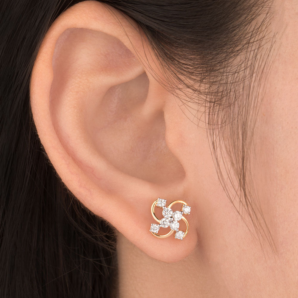 18K Yellow Gold Diamond Earrings - 0.45ct VS-GH