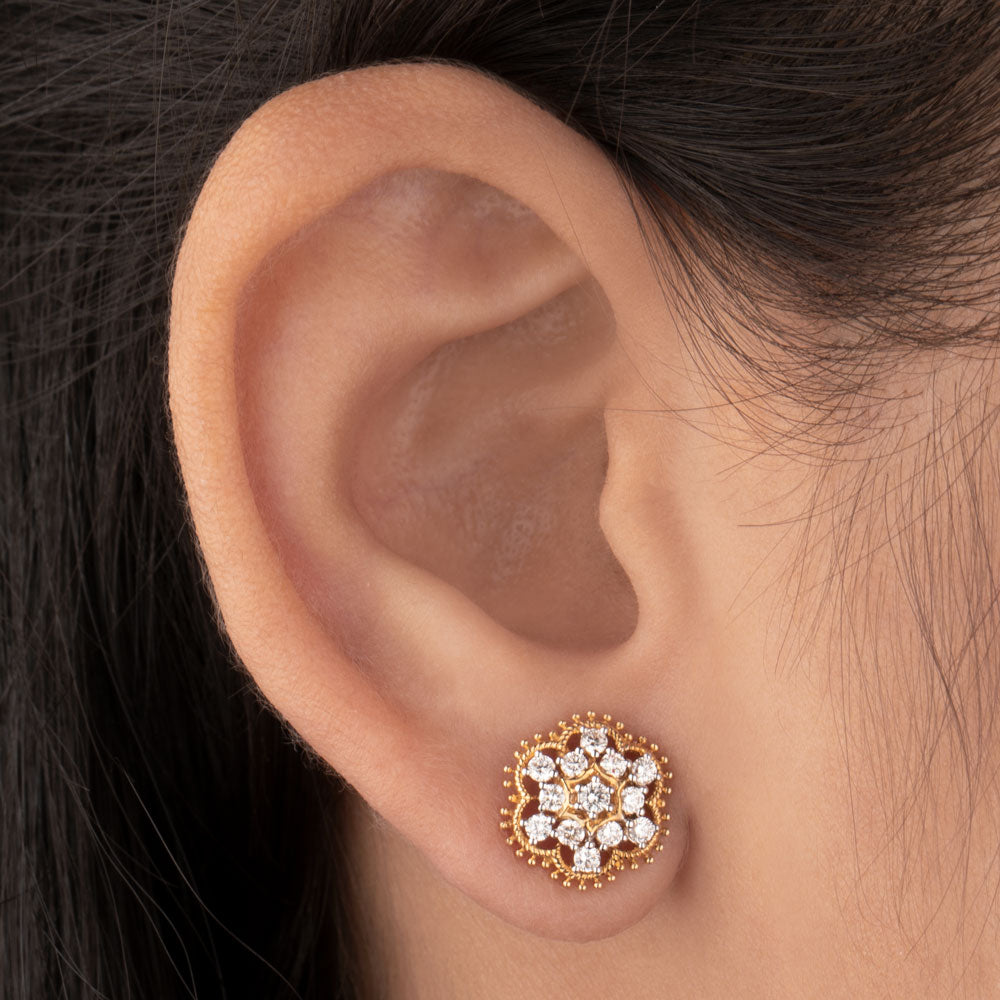 18K Yellow Gold Diamond Earrings - 0.58ct VVS-FG