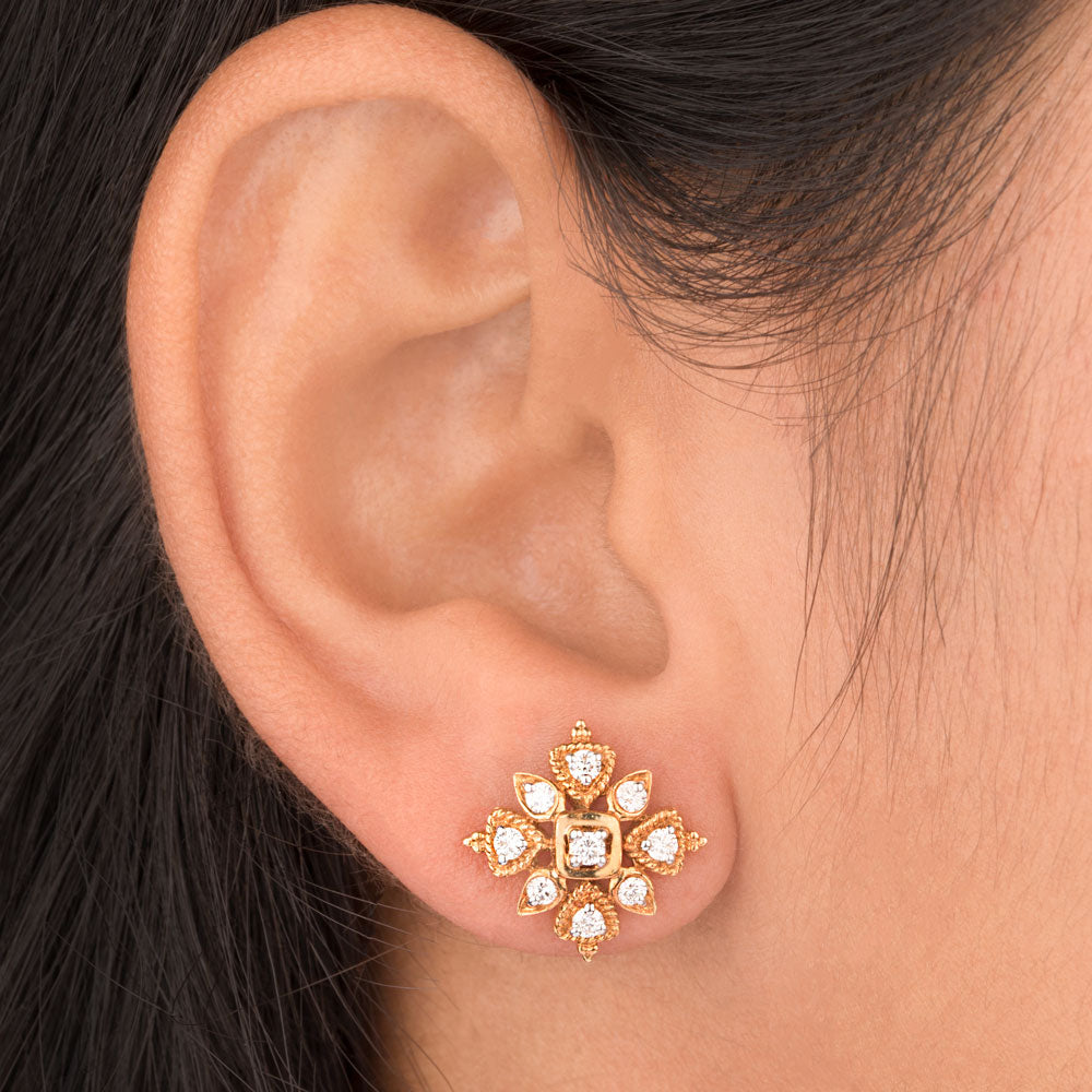18K Yellow Gold Diamond Earrings - 0.45ct VS-GH
