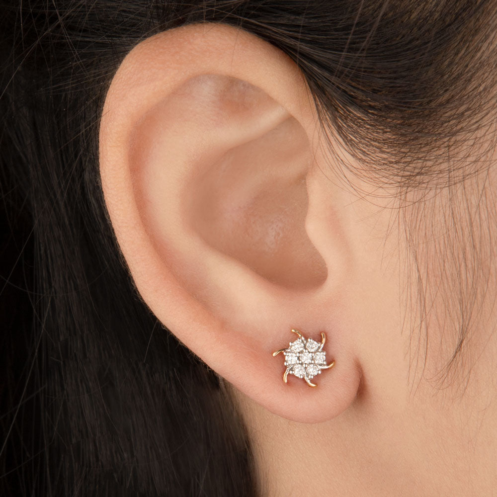 14K Yellow Gold Diamond Earrings - 0.21ct VVS-VS-HI