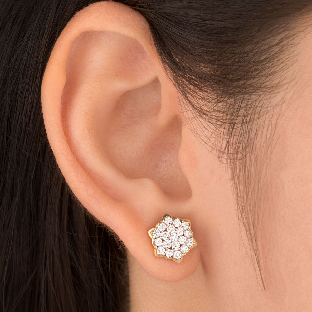 14K Yellow Gold Diamond Earrings - 0.77ct VVS-VS-HI