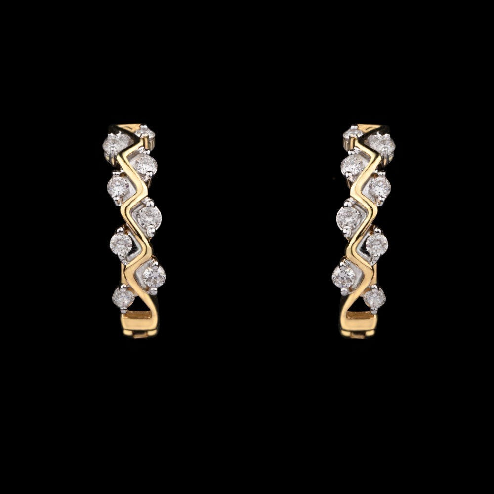 14K Yellow Gold Diamond Earrings - 0.19ct VVS-VS-HI