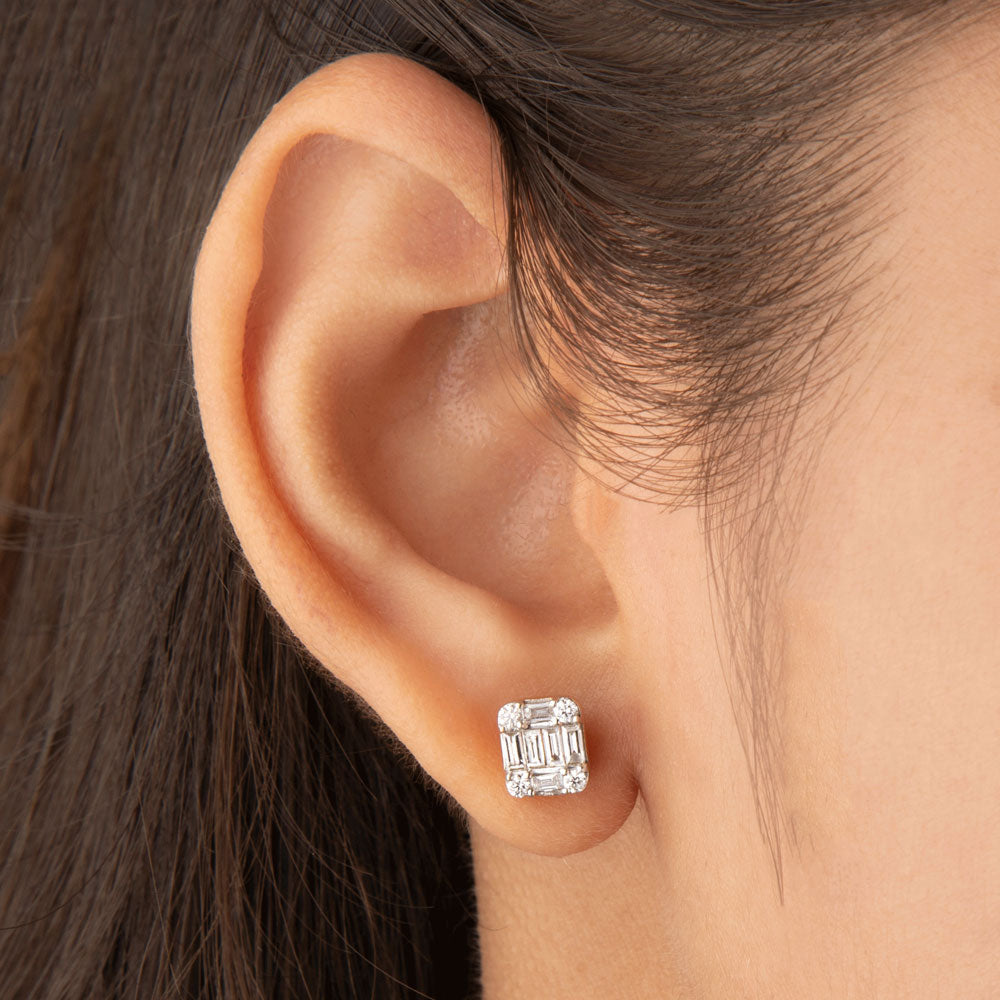 18K Yellow Gold Diamond Earrings - 0.57ct VVS-VS-EF