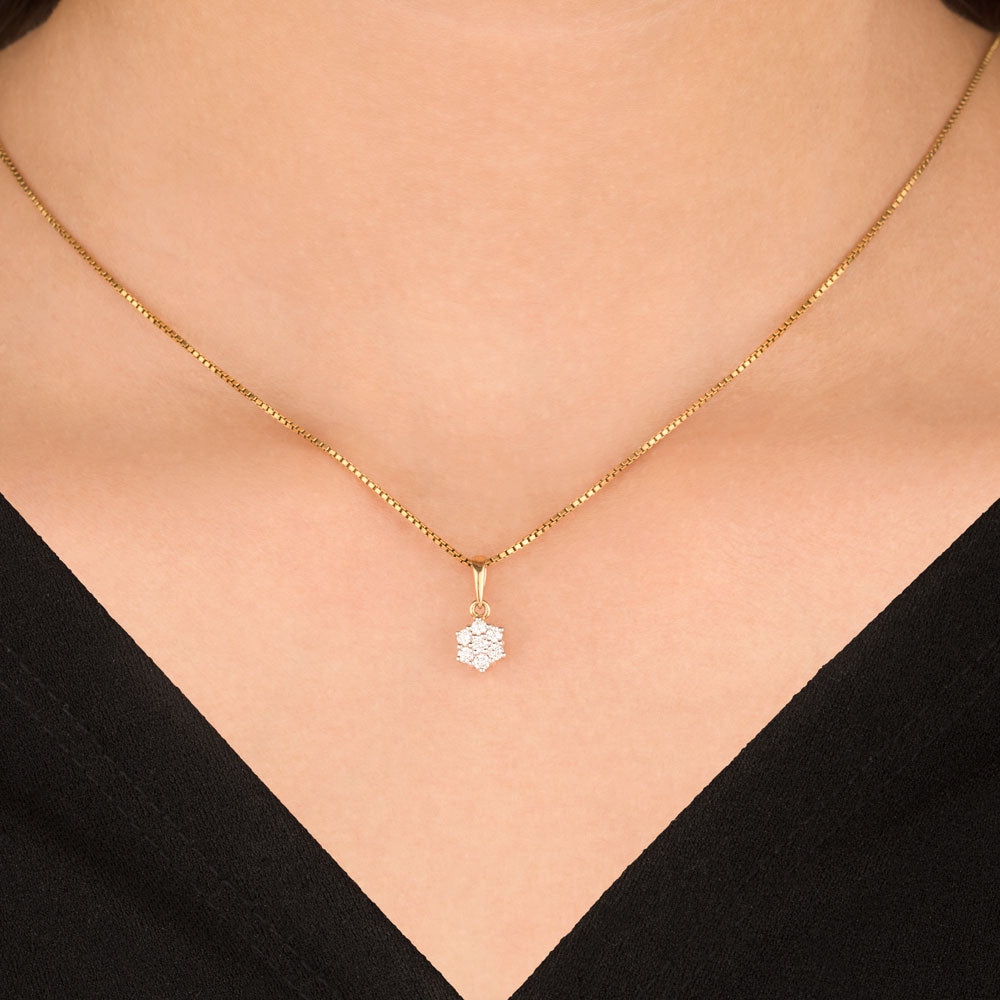 18K Yellow Gold Diamond Pendant - 0.2ct VS-FG