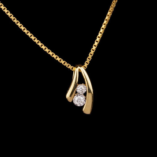 14K Yellow Gold Diamond Pendant - 0.04ct SI-IJ