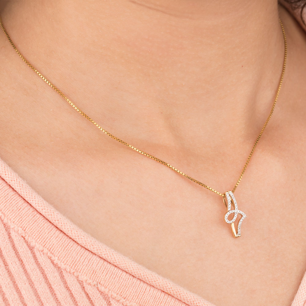 14K Yellow Gold Diamond Pendant - 0.1ct SI-IJ