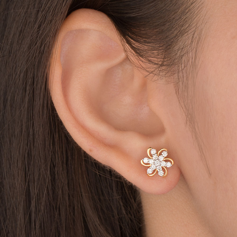 18K Yellow Gold Diamond Earrings - 0.464ct VVS-VS-GH