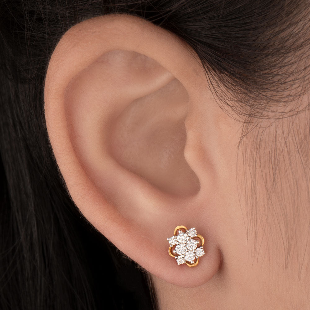 18K Yellow Gold Diamond Earrings - 0.48ct SI-IJ