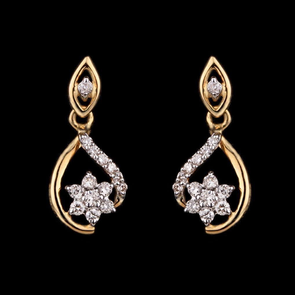 18K Yellow Gold Diamond Earrings - 0.18ct VVS-VS-GH