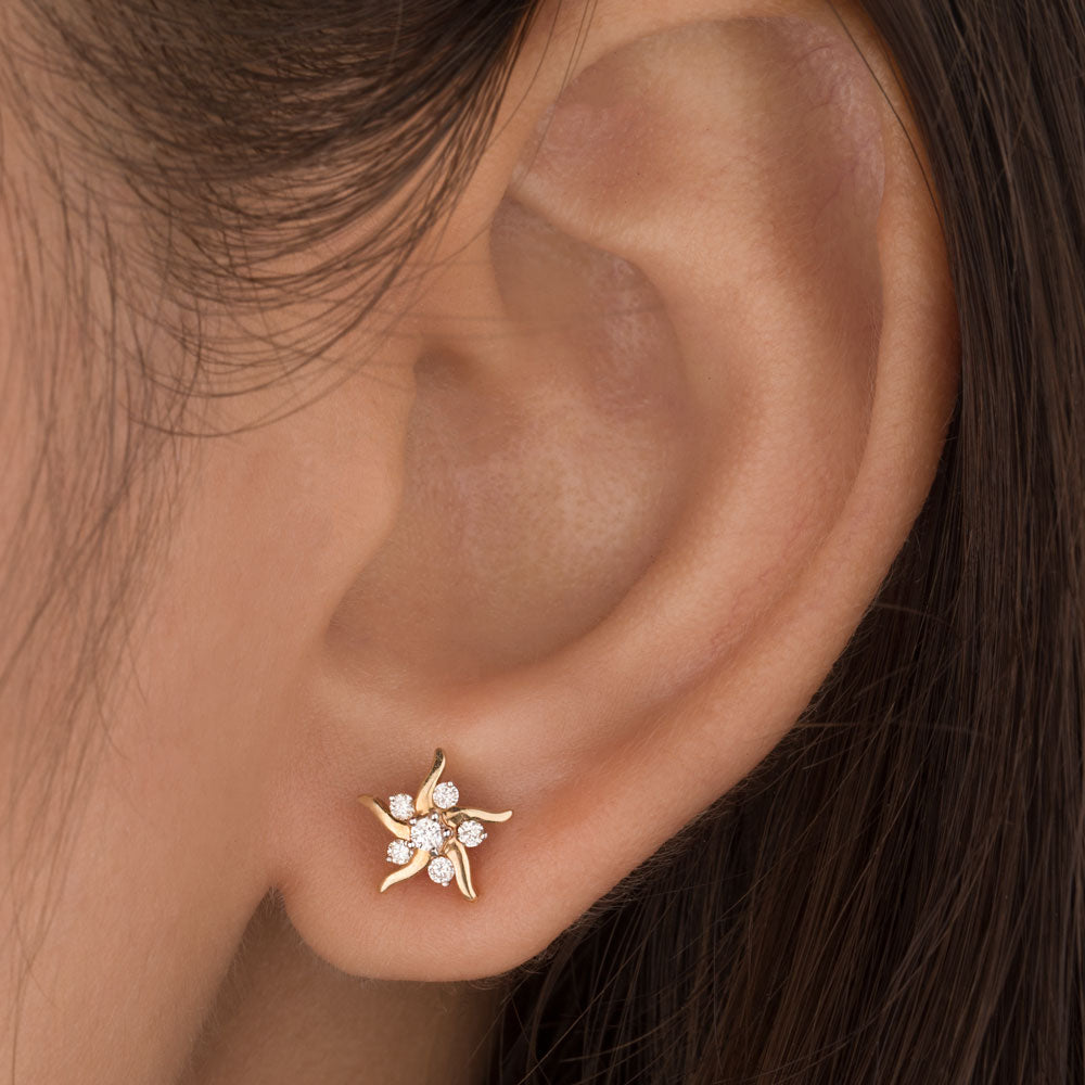 14K Yellow Gold Diamond Earrings - 0.17ct SI-GH
