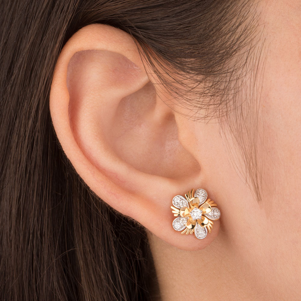 18K Yellow Gold Diamond Earrings - 0.472ct VVS-VS-GH