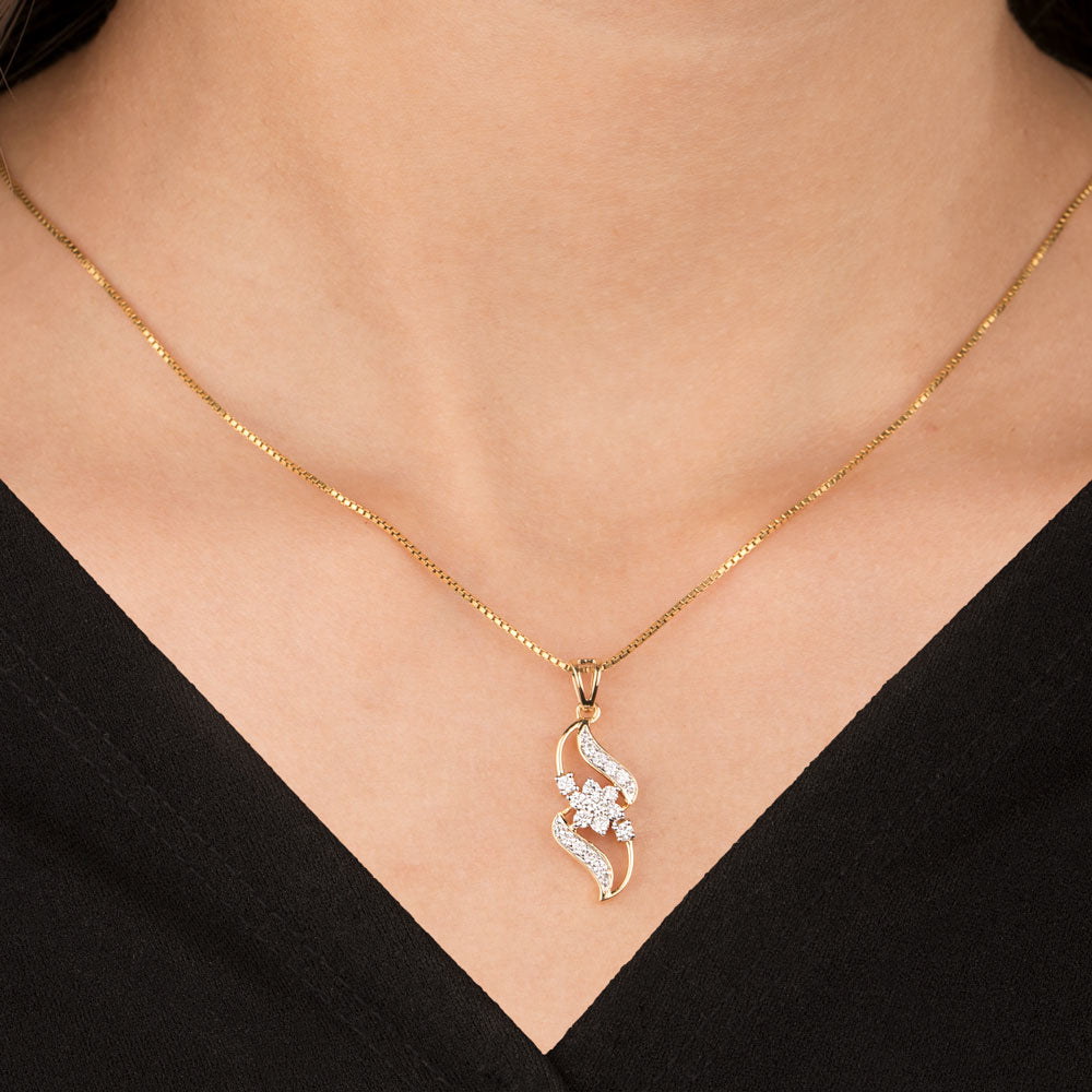 18K Yellow Gold Diamond Pendant - 0.32ct VVS-VS-GH