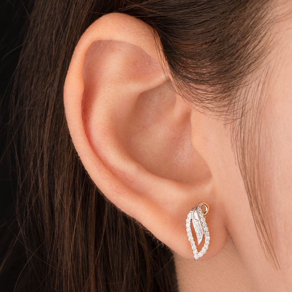 14K Yellow Gold Diamond Earrings - 0.232ct VVS-VS-IJ