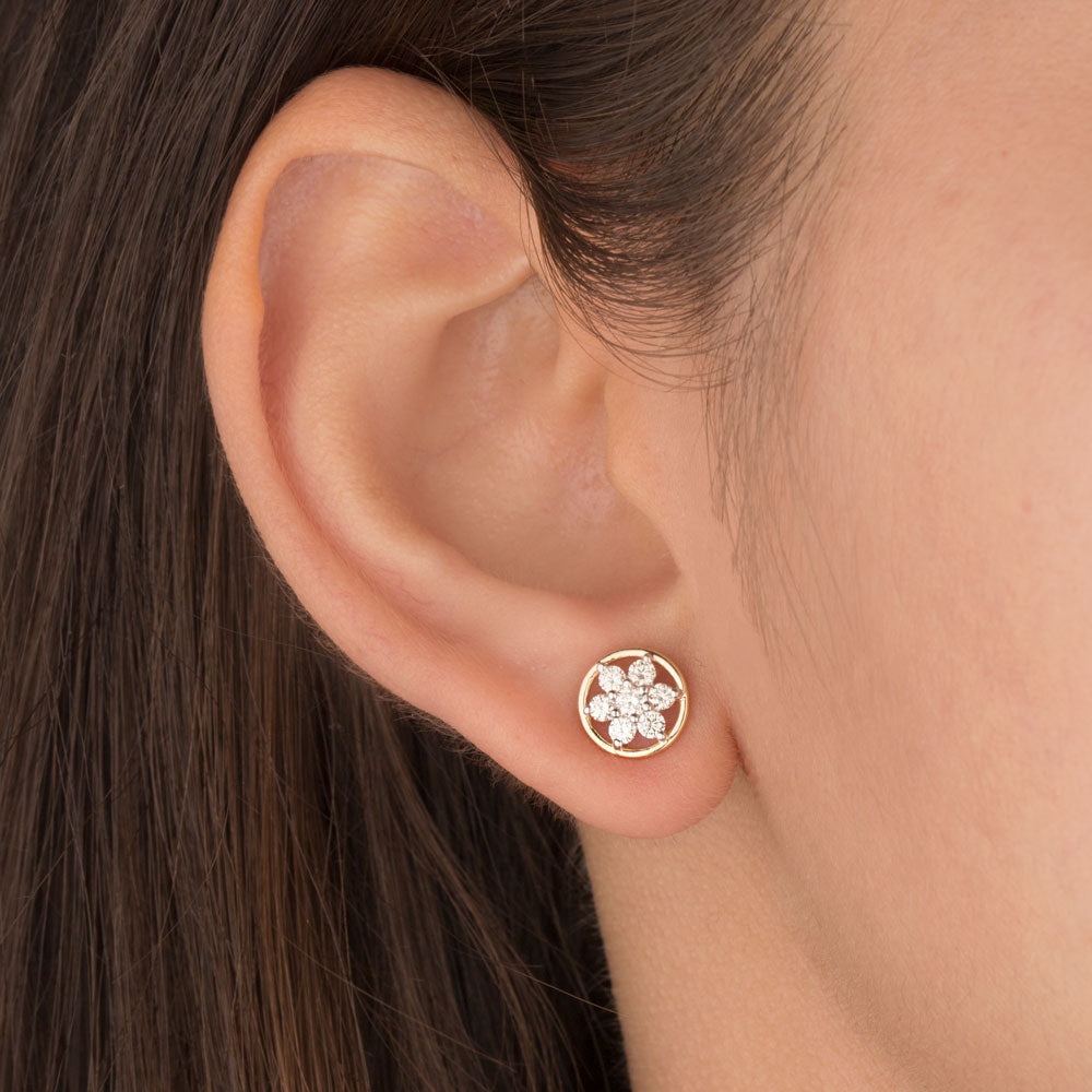 18K Yellow Gold Diamond Earrings - 0.511ct VS-GH