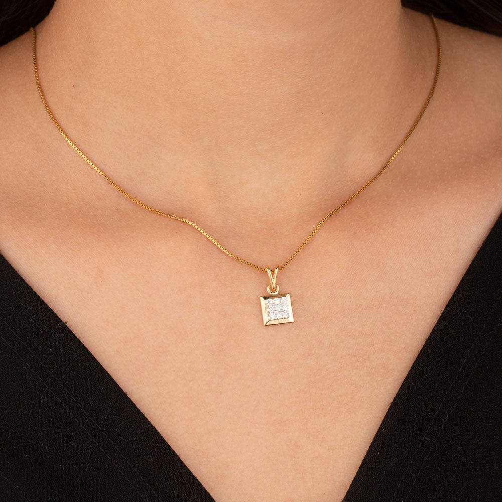 14K Yellow Gold Diamond Pendant - 0.27ct VVS-VS-IJ