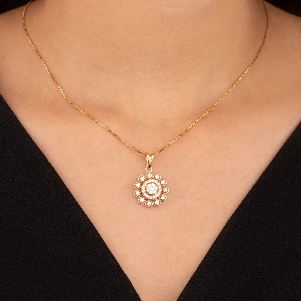 18K Yellow Gold Diamond Pendant - 0.73ct VVS-VS-GH