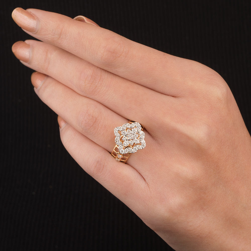 18K Yellow Gold Diamond Ring - 0.828ct VVS-VS-HI