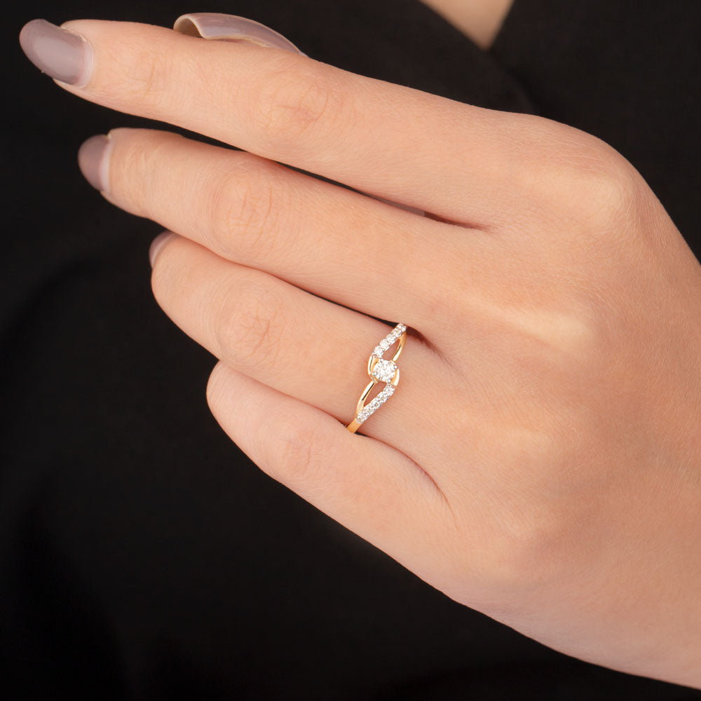 14K Yellow Gold Diamond Ring - 0.18ct SI-GH