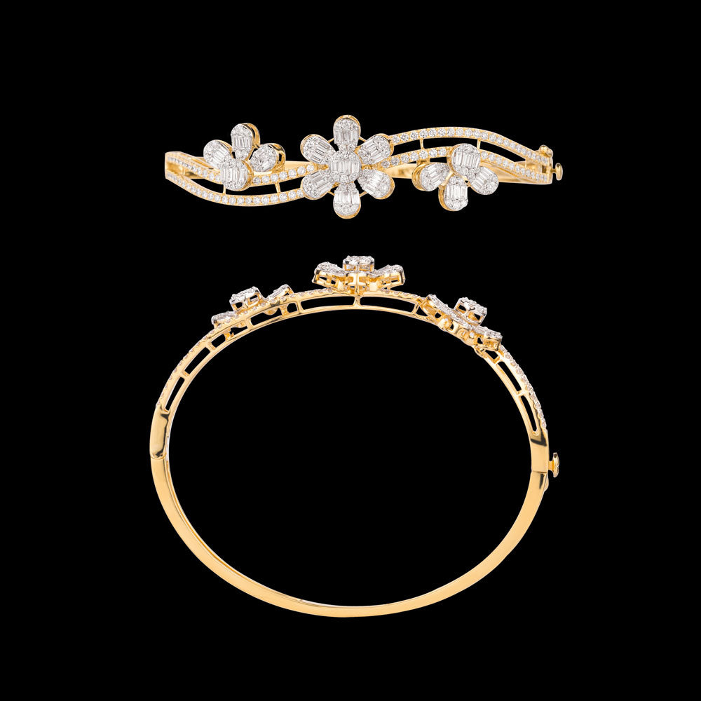 18K Yellow Gold Diamond Kada - 2.709ct VS-SI-FG