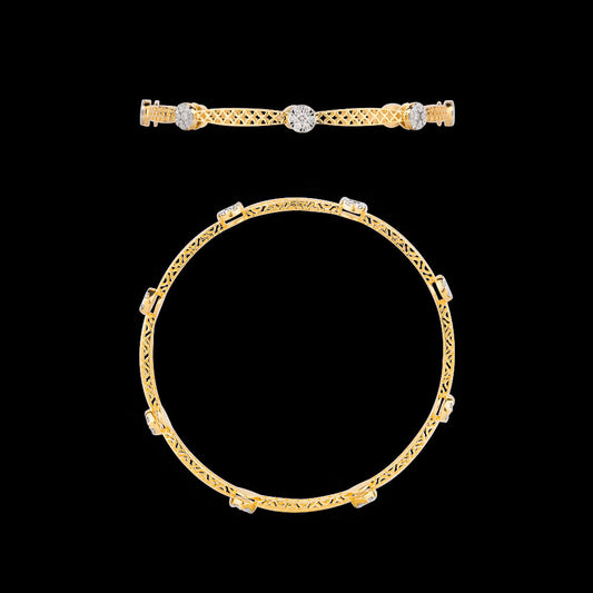 18K Yellow Gold Diamond Bangle - 1.137ct VVS-VS-EF