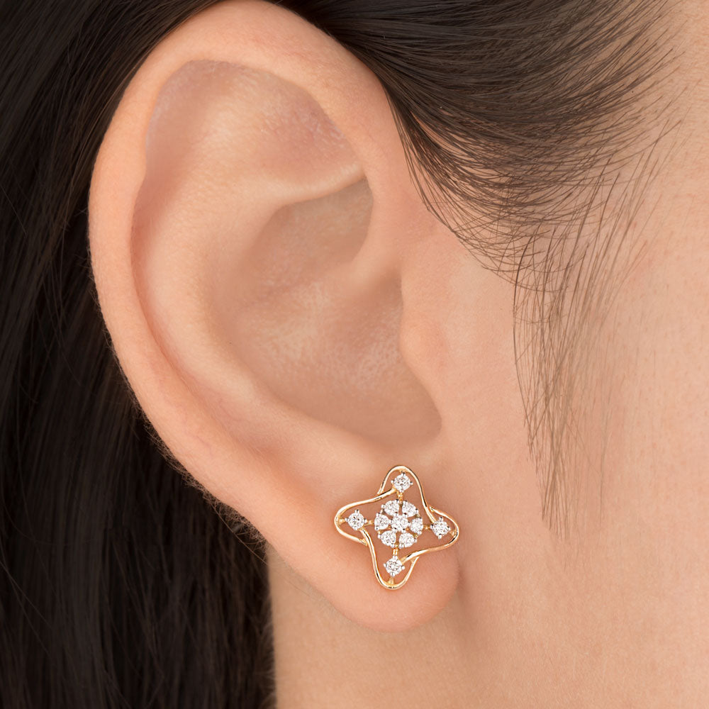 18K Yellow Gold Diamond Earrings - 0.27ct SI-IJ