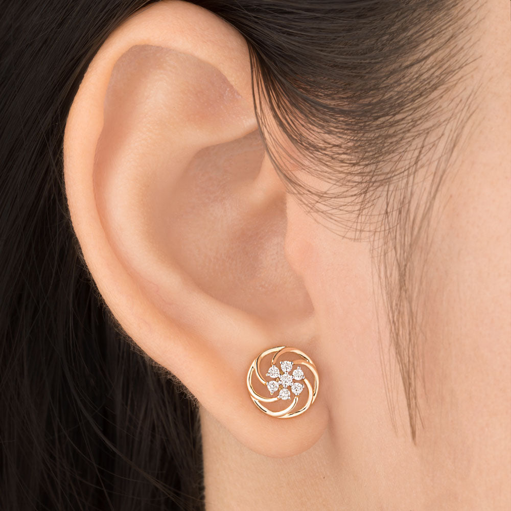 18K Yellow Gold Diamond Earrings - 0.179ct SI-IJ