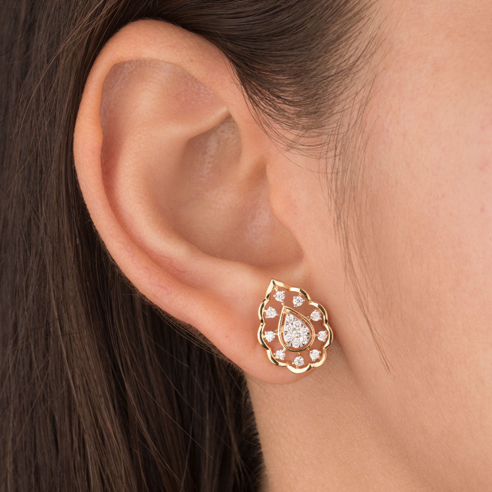 18K Yellow Gold Diamond Earrings - 0.446ct VVS-VS-GH