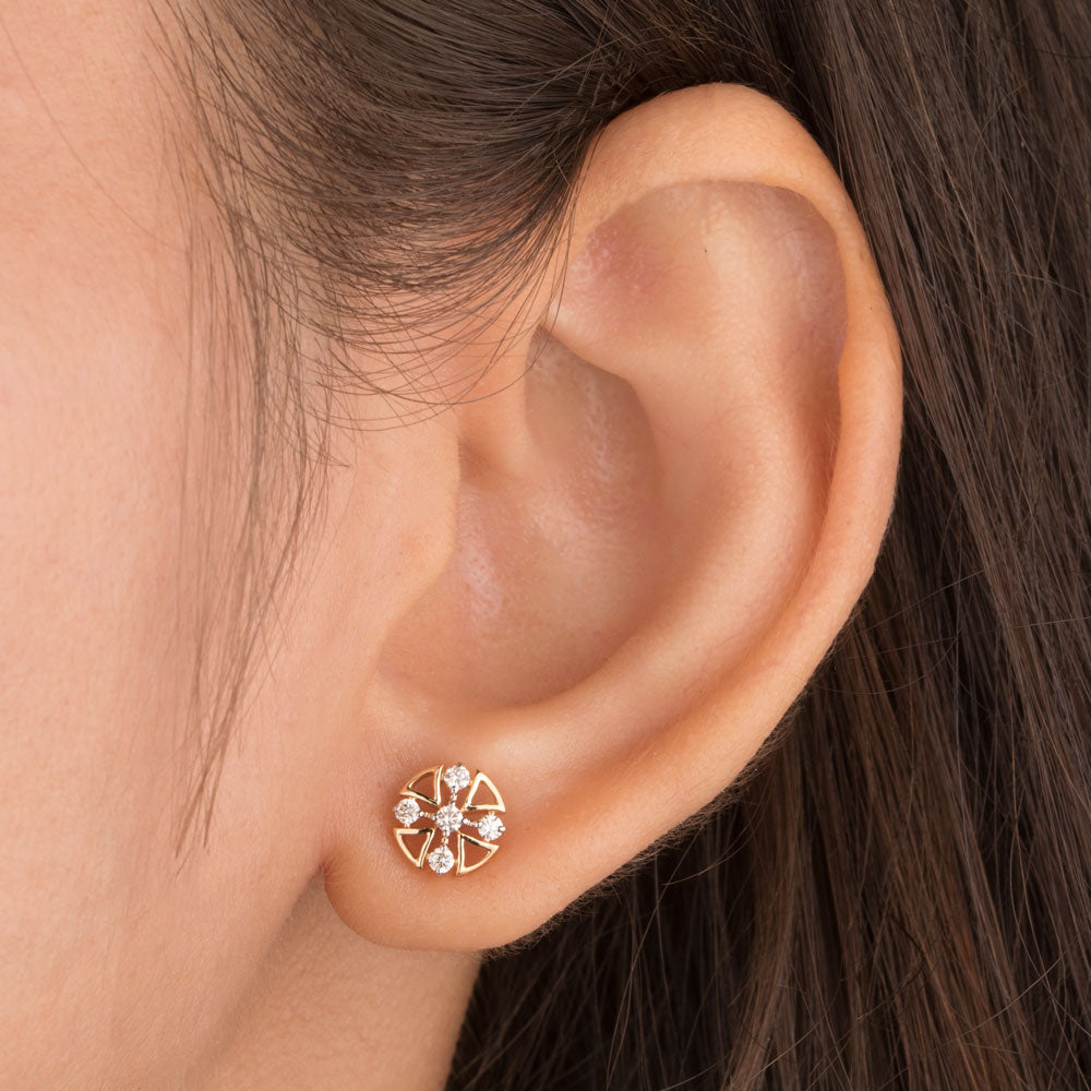 18K Yellow Gold Diamond Earrings - 0.194ct VVS-VS-GH