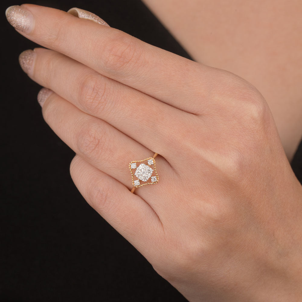 18K Yellow Gold Diamond Ring - 0.32ct VVS-VS-GH