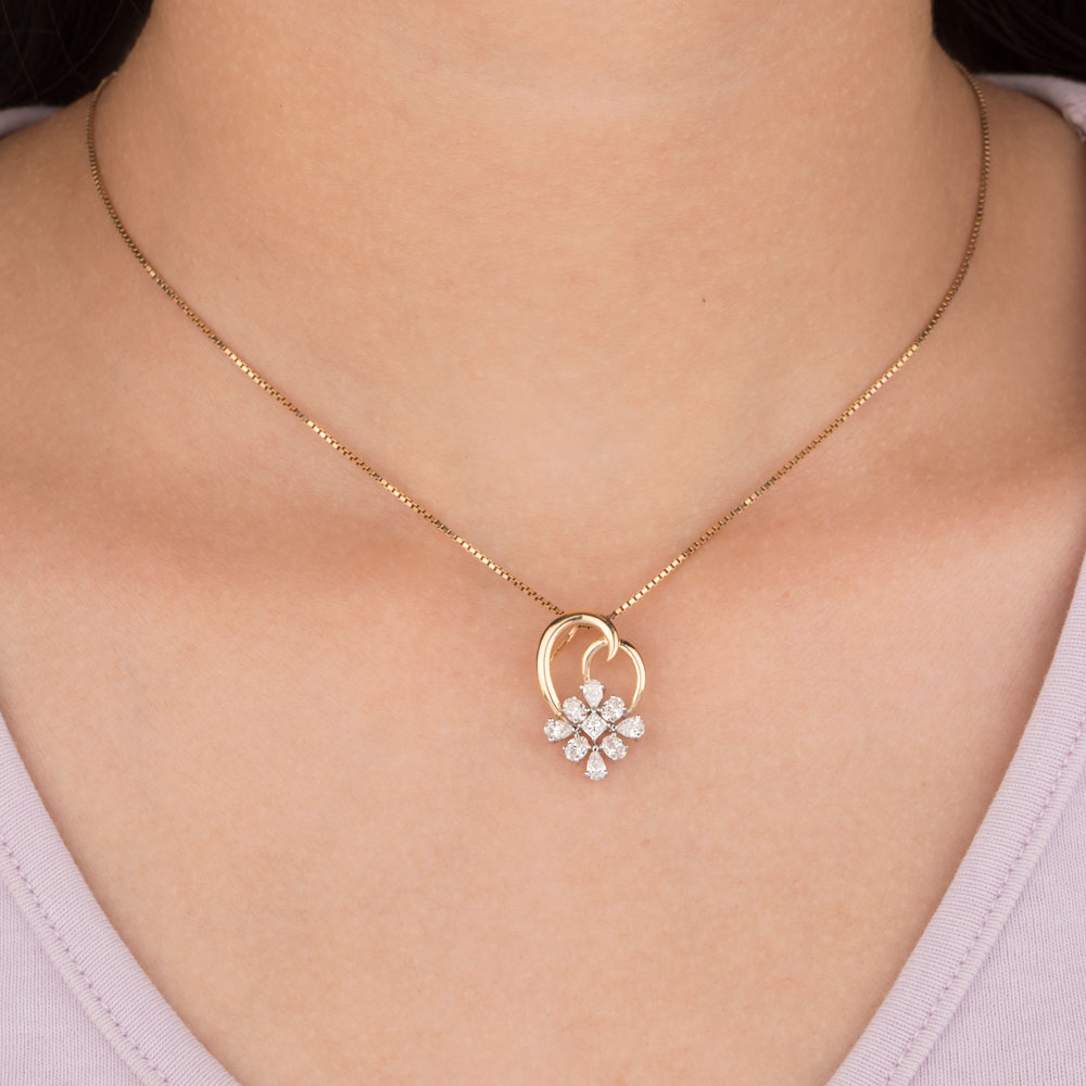 18K Yellow Gold Diamond Pendant - 0.69ct VS-SI-EF