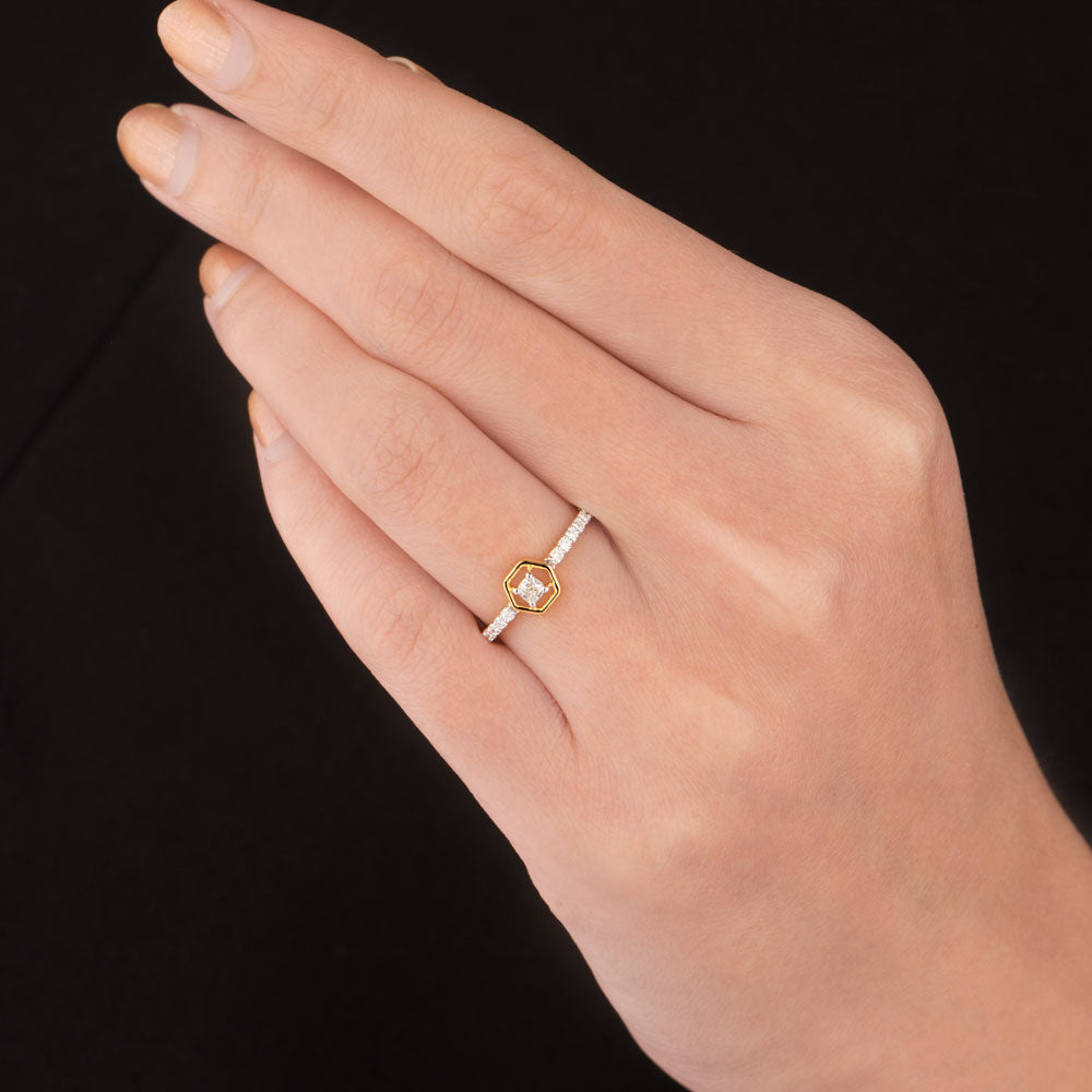 18K Yellow Gold Diamond Ring - 0.189ct SI-HI