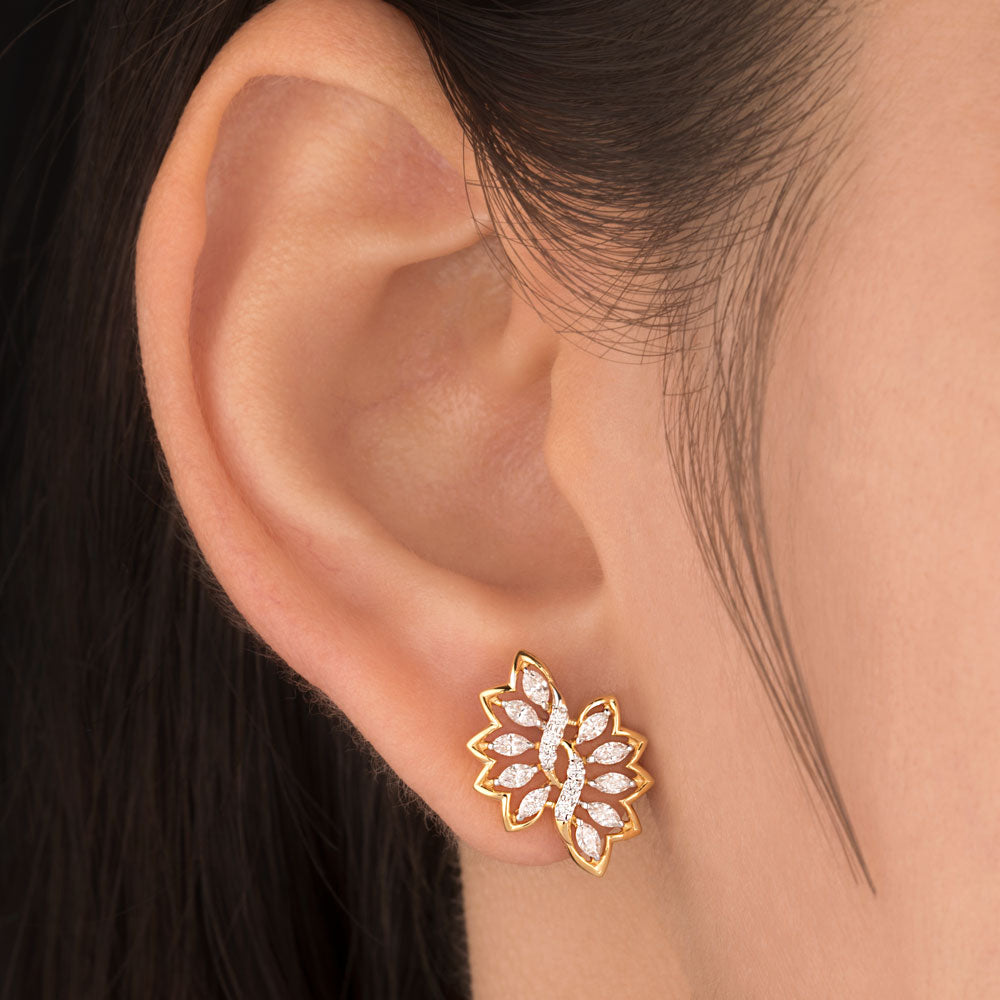 18K Yellow Gold Diamond Earrings - 0.56ct VVS-VS-EF