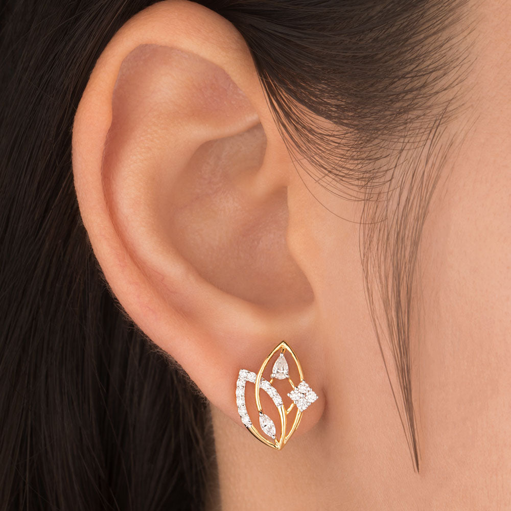 18K Yellow Gold Diamond Earrings - 0.49ct VVS-VS-EF