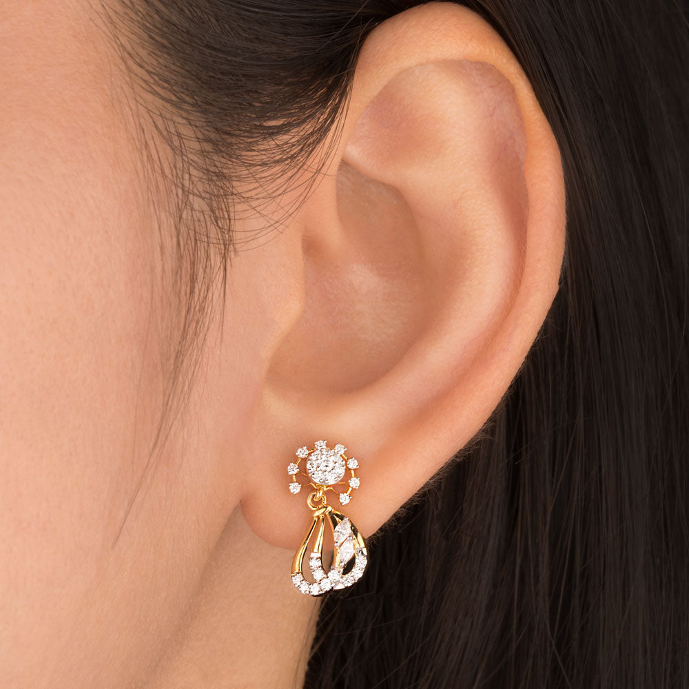 18K Yellow Gold Diamond Earrings - 0.452ct VVS-VS-EF
