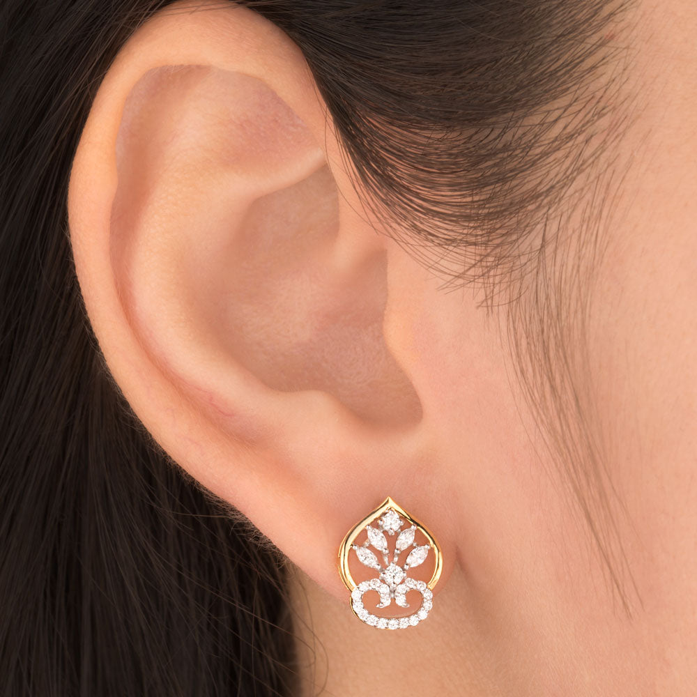 18K Yellow Gold Diamond Earrings - 0.379ct VVS-VS-EF