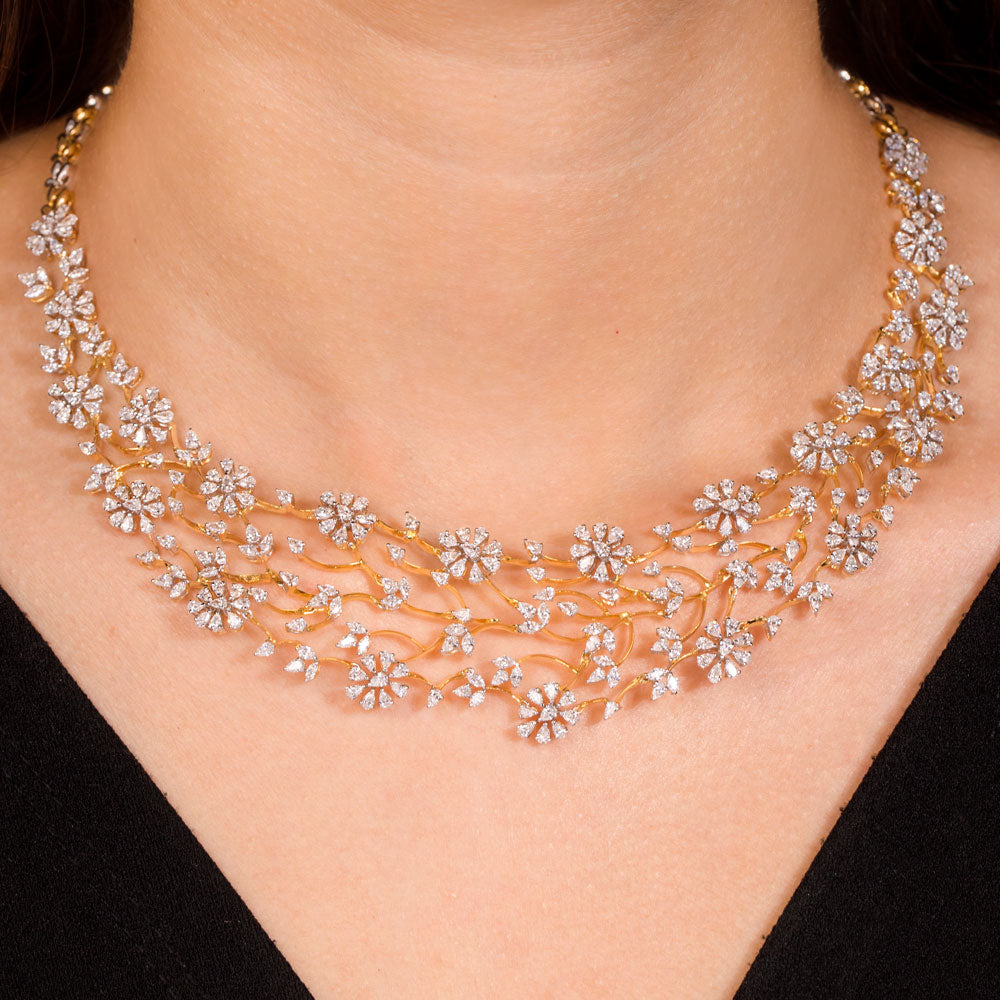 18K Yellow Gold Diamond Necklace - 9.52ct VVS-EF