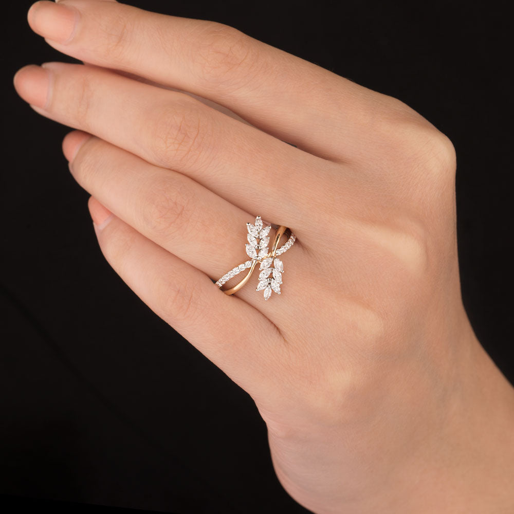 18K Yellow Gold Diamond Ring - 0.65ct VVS-VS-EF