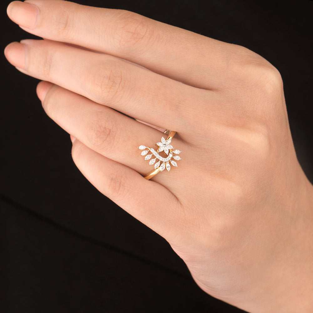 18K Yellow Gold Diamond Ring - 0.37ct VVS-VS-EF