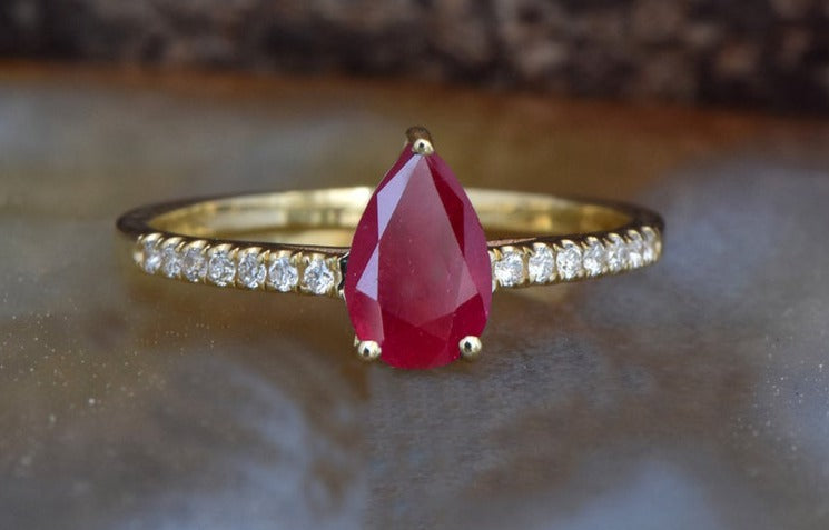 1 CT 925 Sterling Silver Red Ruby Pear Cut Diamond Engagement Ring - atjewels.in