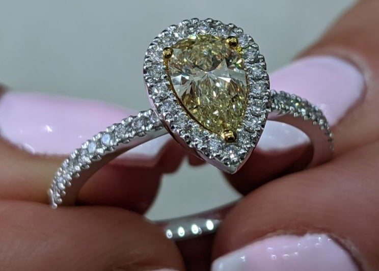 1 CT 925 Sterling Sliver Pear Cut Diamond Halo Anniversary & Engagement Ring